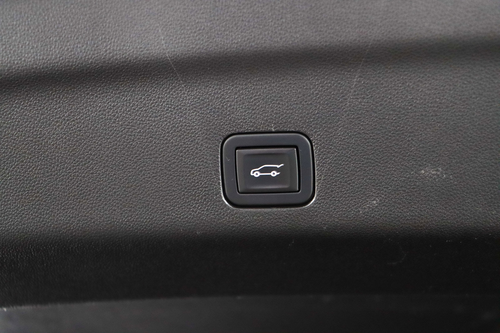 Used 2023 GMC Yukon Denali image 38