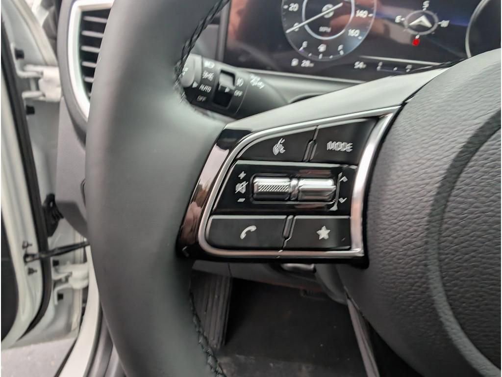 New 2026 Kia Seltos EX image 17