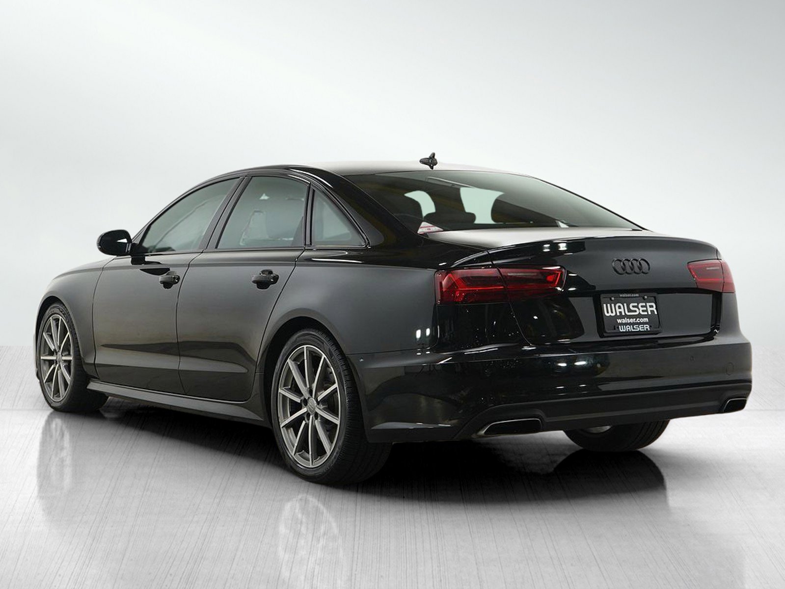 Used 2017 Audi A6 3.0T Premium Plus w/ 19" Sport Package AWD/4WD image 3