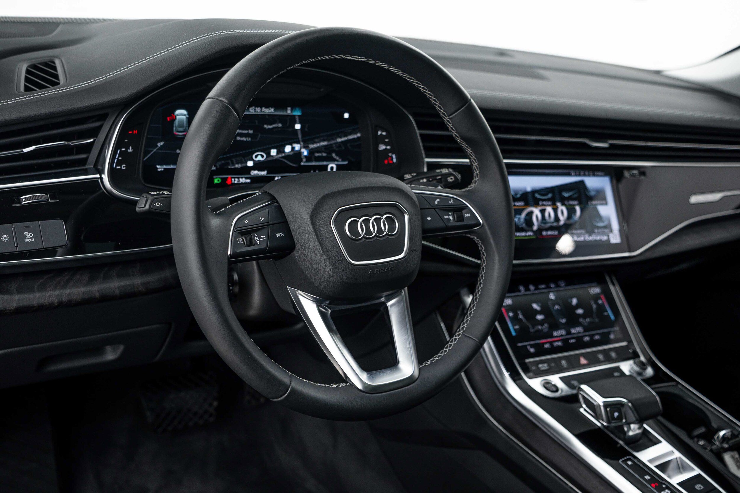 Certified 2023 Audi Q8 Premium w/ Convenience Package AWD/4WD image 10