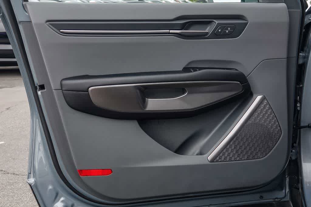 Certified 2024 Kia EV9 Wind AWD/4WD image 19