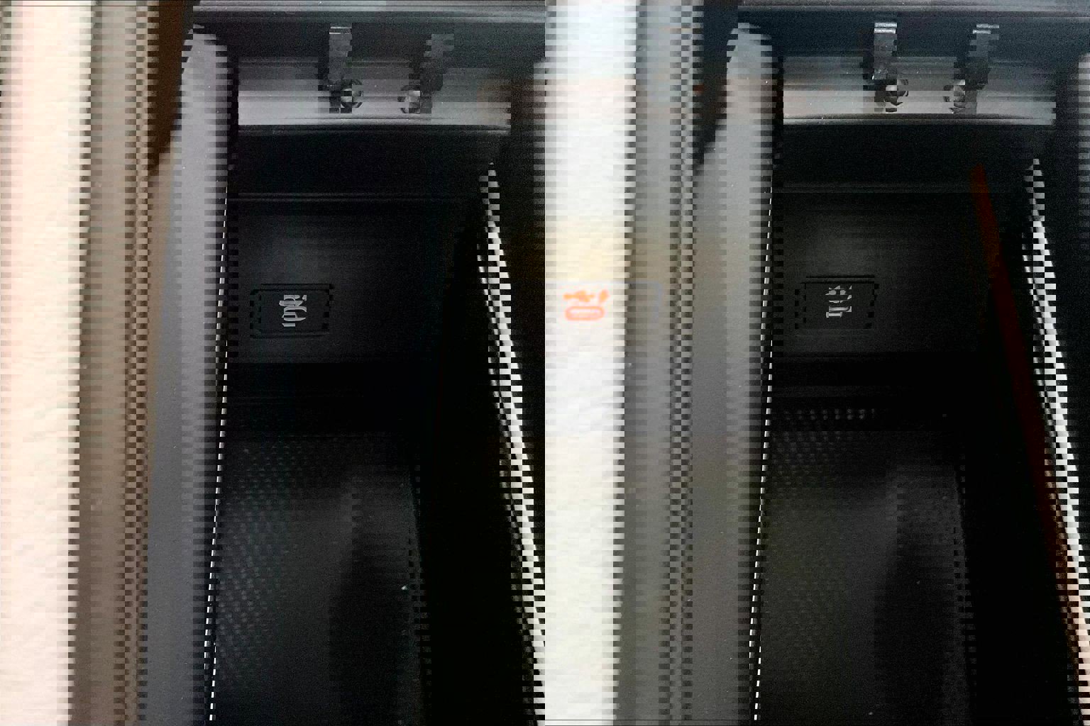 Used 2023 BMW X5 M50i w/ Executive Package image 32