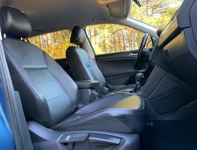 Used 2018 Volkswagen Tiguan SE FWD image 22