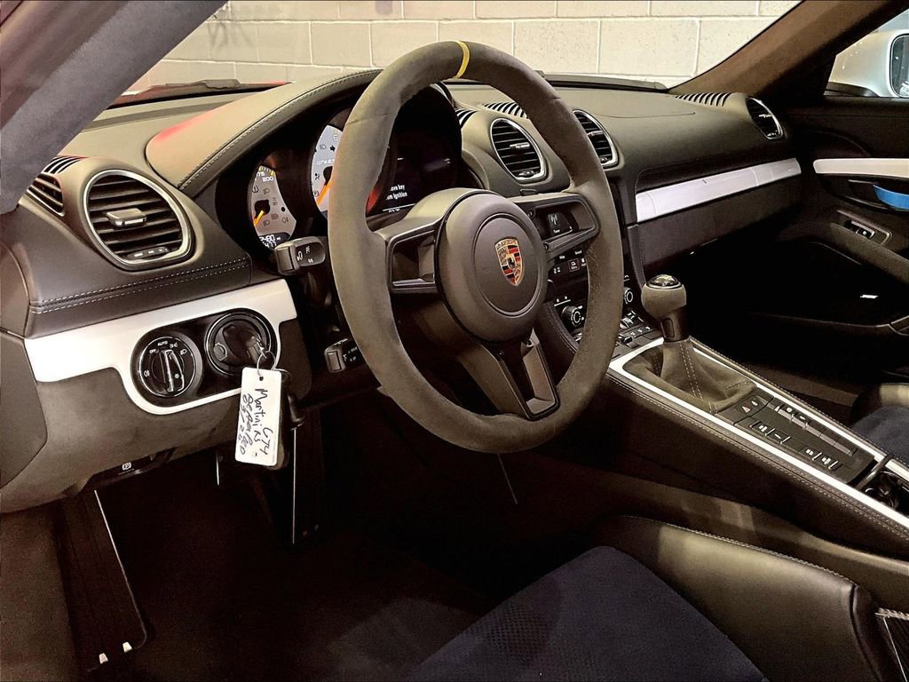 Certified 2024 Porsche 718 Cayman GT4 RS image 4