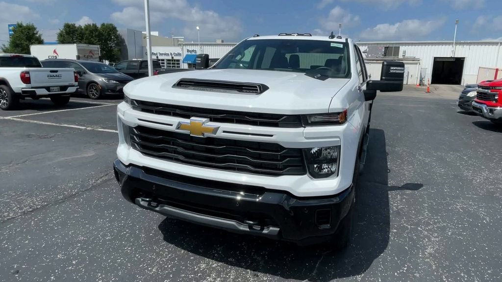 New 2026 Chevrolet Silverado 2500 Custom w/ Custom Value Package AWD/4WD image 5