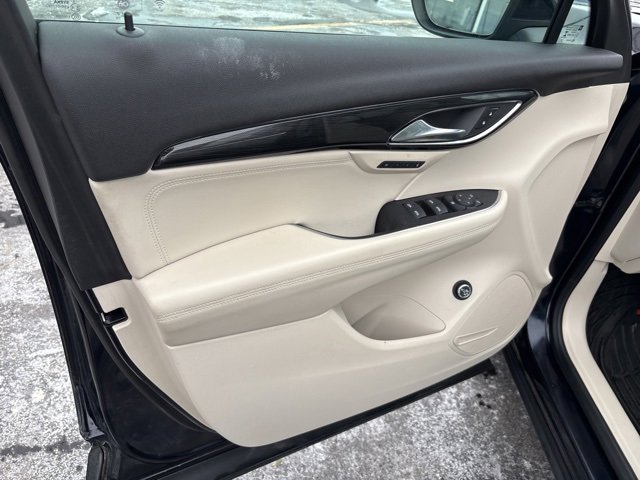 Used 2021 Buick Envision Essence image 25