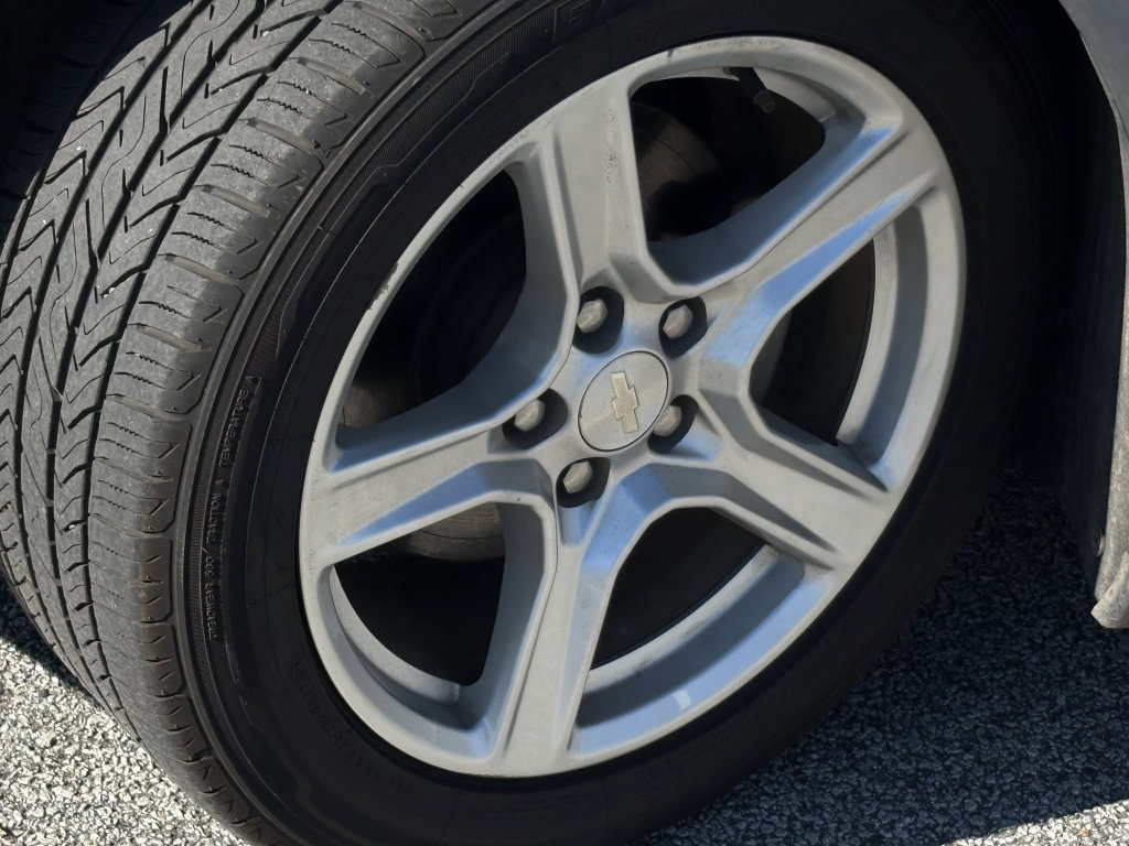 Used 2020 Chevrolet Camaro LT image 15