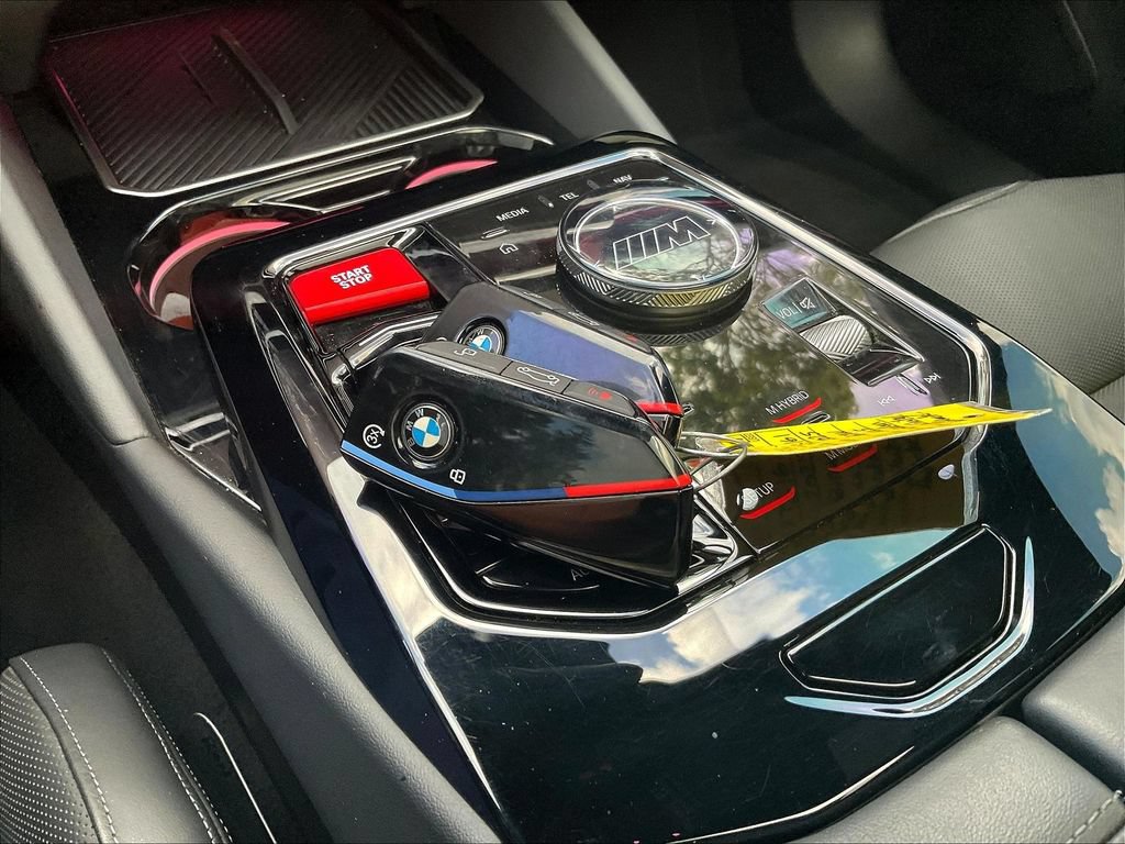 Used 2025 BMW M5 w/ Executive Package AWD/4WD image 30
