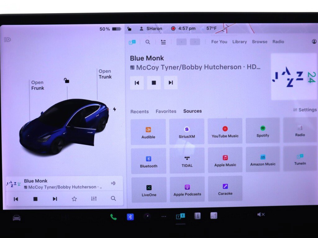 Used 2018 Tesla Model 3 Long Range image 16