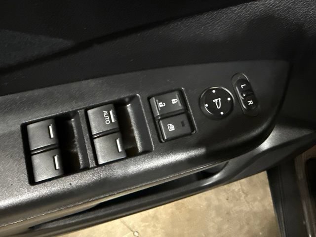 Used 2012 Honda CR-V EX image 3