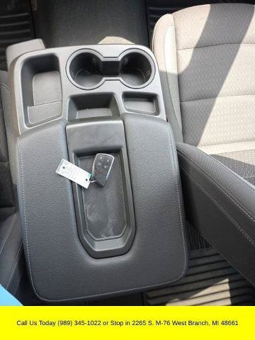 Used 2023 Chevrolet Silverado 1500 LT AWD/4WD image 28