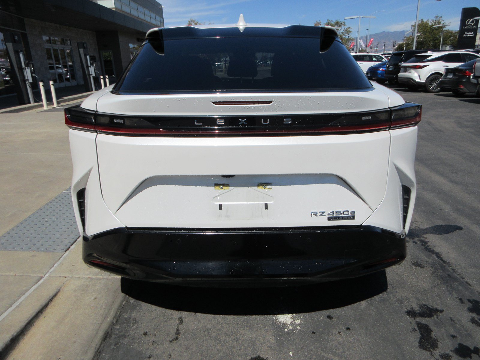 Used 2023 Lexus RZ 450e Premium w/ Cold Area Package AWD/4WD image 7