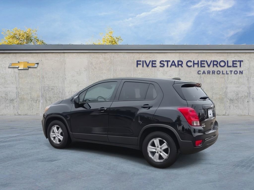 Used 2020 Chevrolet Trax LS w/ Tint and Cruise Package FWD image 5
