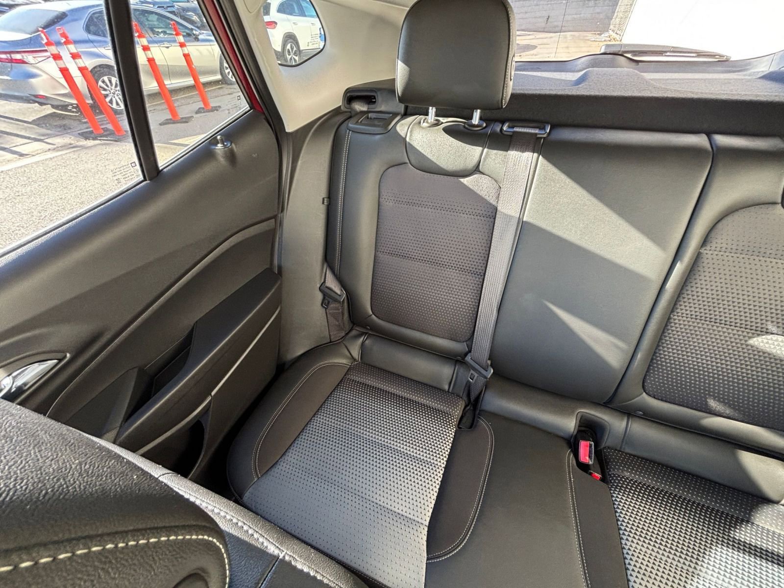 Used 2025 Chevrolet Trax LT image 39