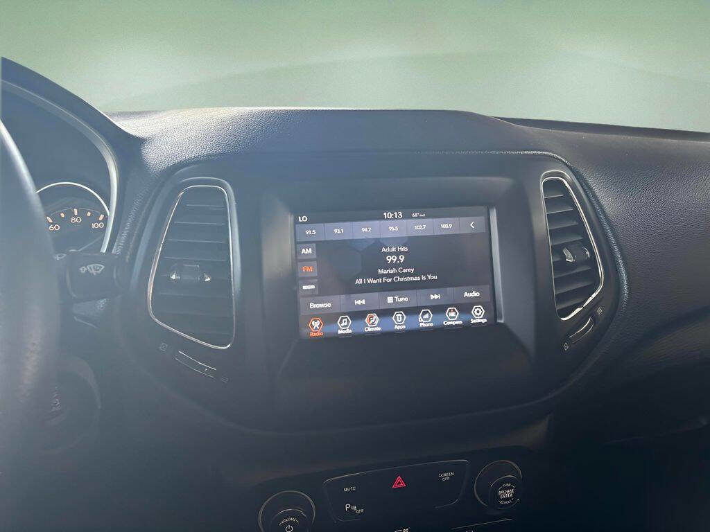 Used 2018 Jeep Compass Sport w/ Tech Group image 16