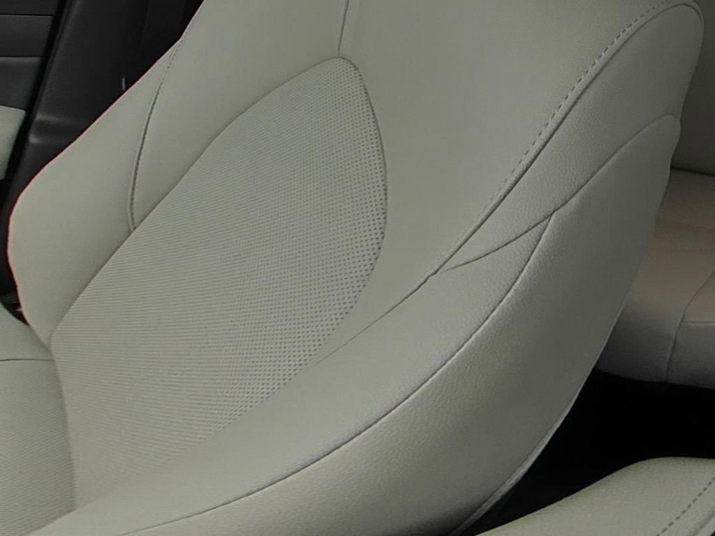 Used 2026 Toyota Grand Highlander FWD image 12