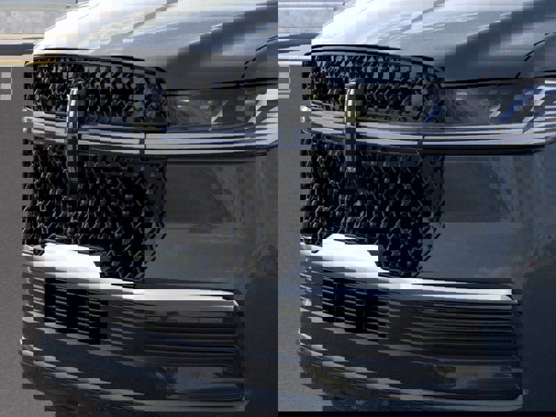 New 2025 Lincoln Navigator Reserve image 17