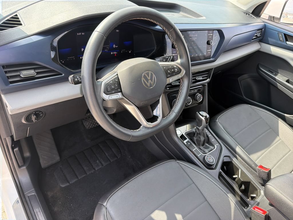Certified 2023 Volkswagen Taos SE w/ Black Wheel Package AWD/4WD image 8