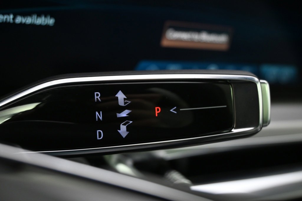 New 2025 Cadillac Lyriq Luxury image 29