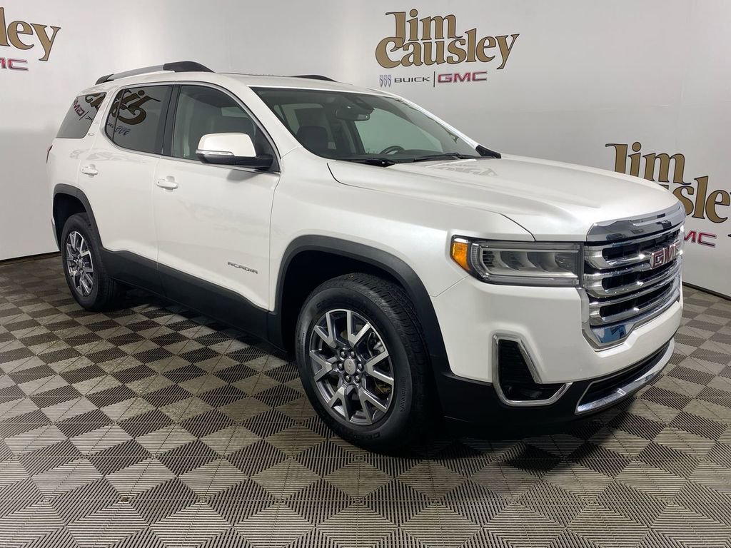 Used 2023 GMC Acadia SLT w/ LPO, Floor Liner Package image 1