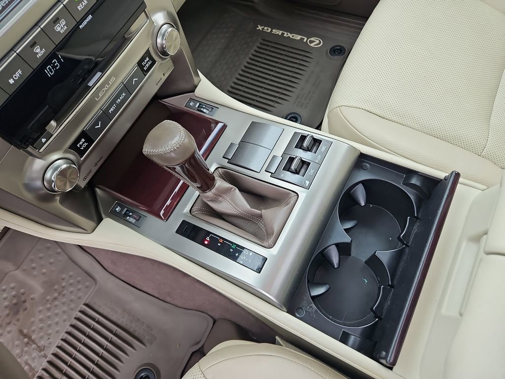 Used 2019 Lexus GX 460 Premium w/ Premium Package image 20