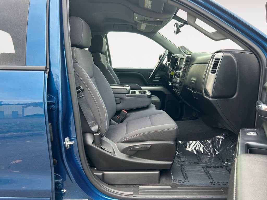 Used 2018 Chevrolet Silverado 1500 LT w/ All Star Edition image 10