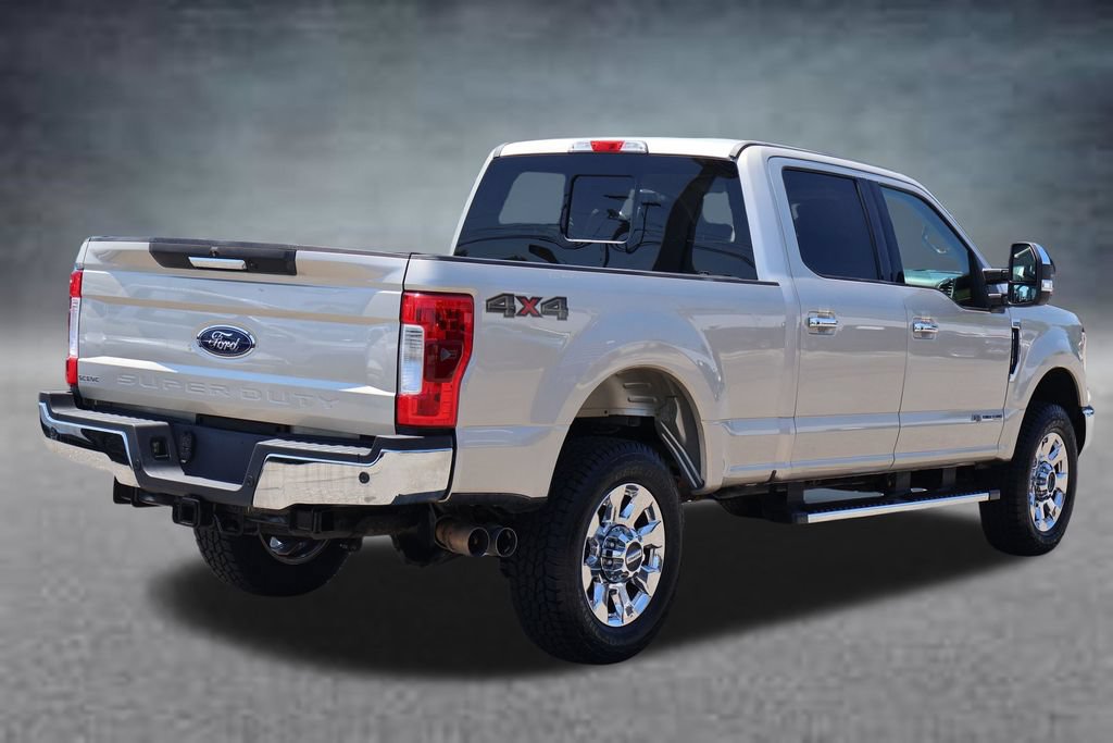 Used 2017 Ford F250 Lariat AWD/4WD image 3