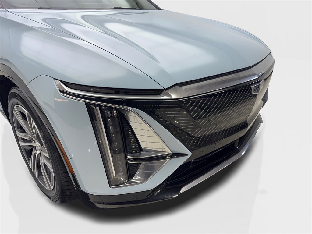 Used 2024 Cadillac Lyriq Luxury image 17