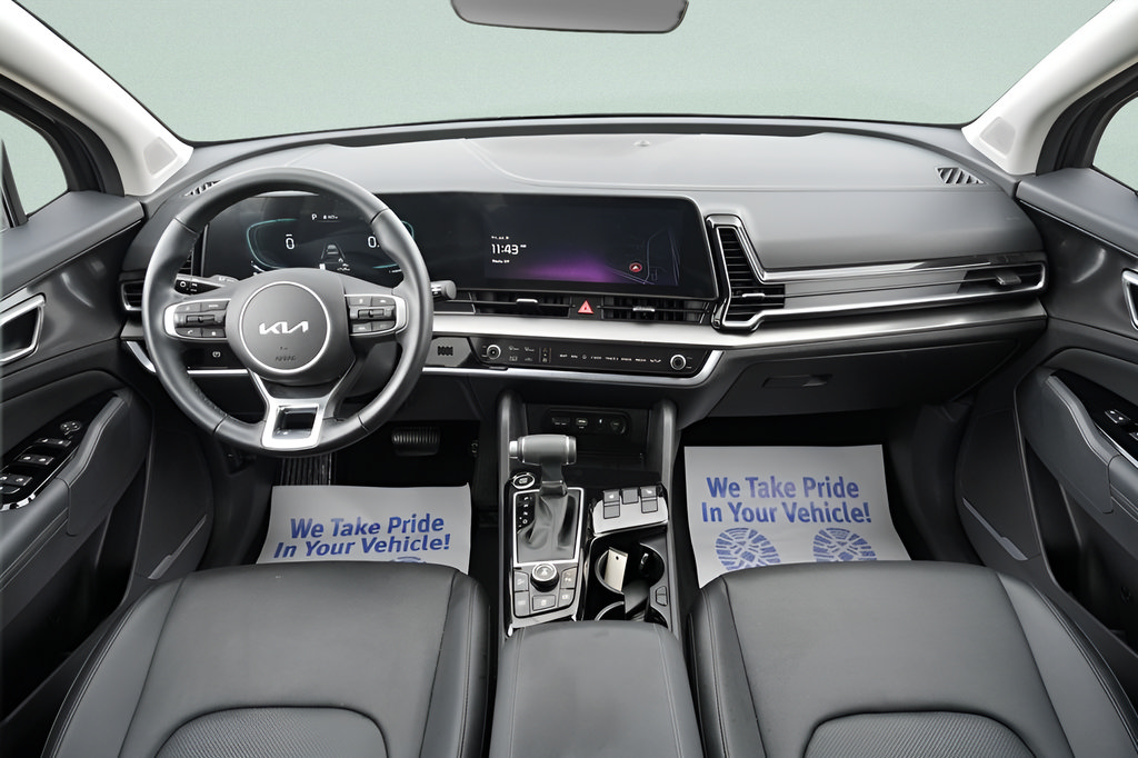 Used 2024 Kia Sportage EX AWD/4WD image 16