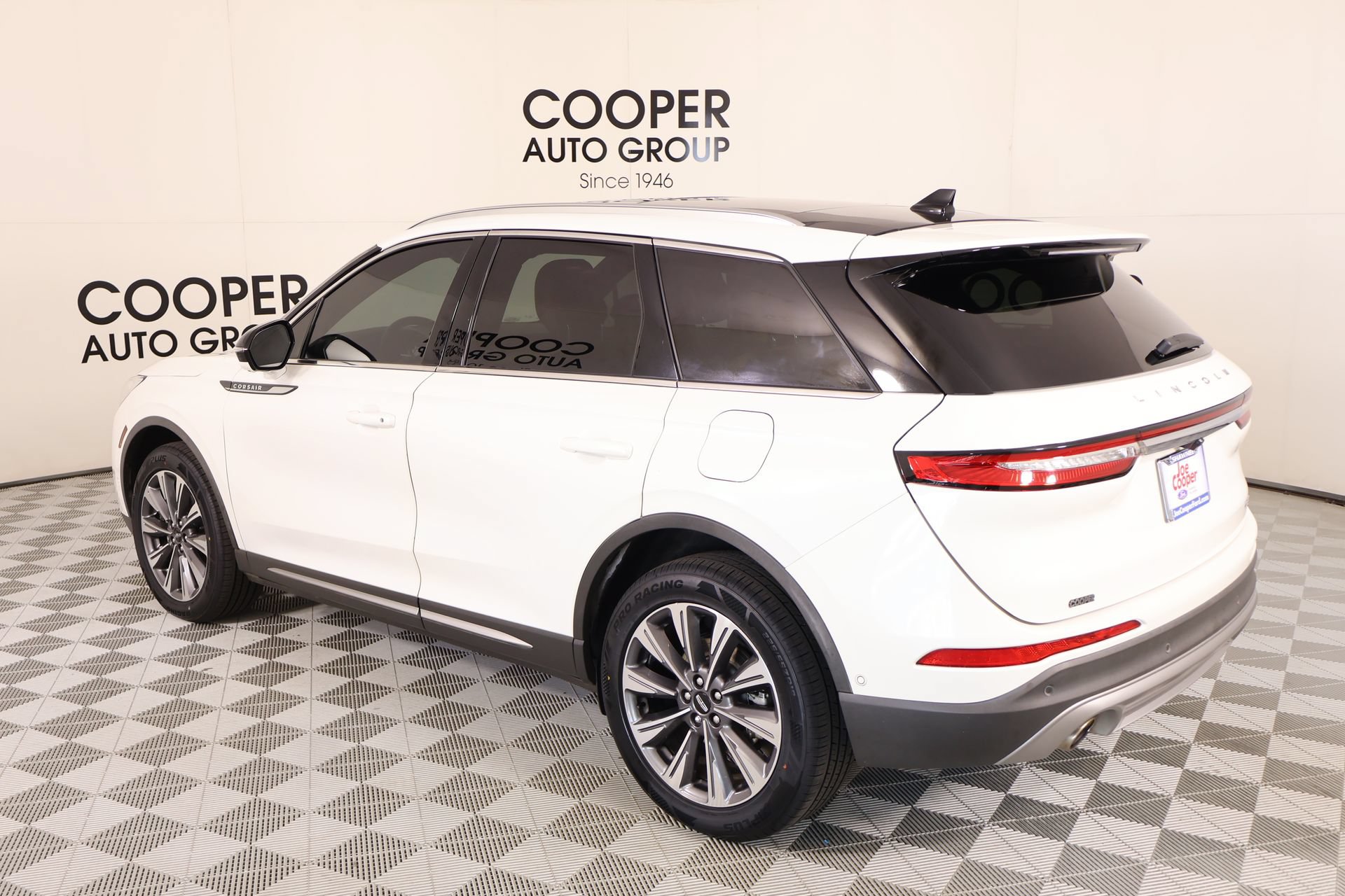 Used 2020 Lincoln Corsair Reserve w/ Equipment Group 202A AWD/4WD image 23