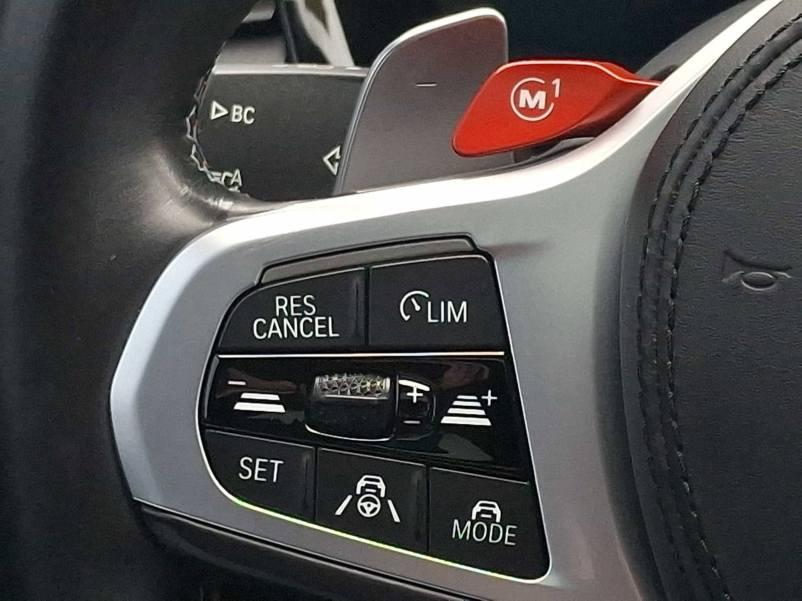 Used 2021 BMW M5 w/ Executive Package image 21