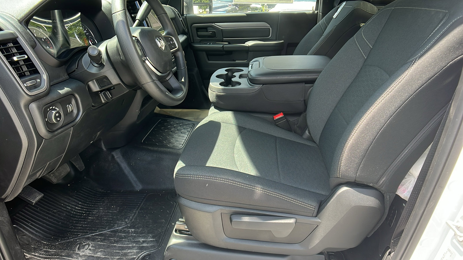 New 2025 RAM 5500 Tradesman image 15