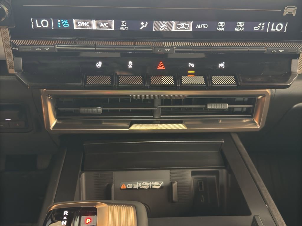 New 2025 GMC Hummer EV 2X image 34