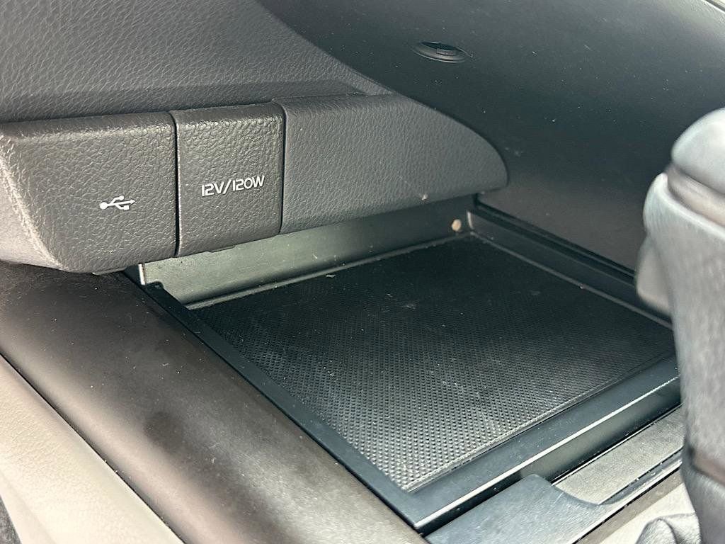 Certified 2023 Toyota Camry SE image 24