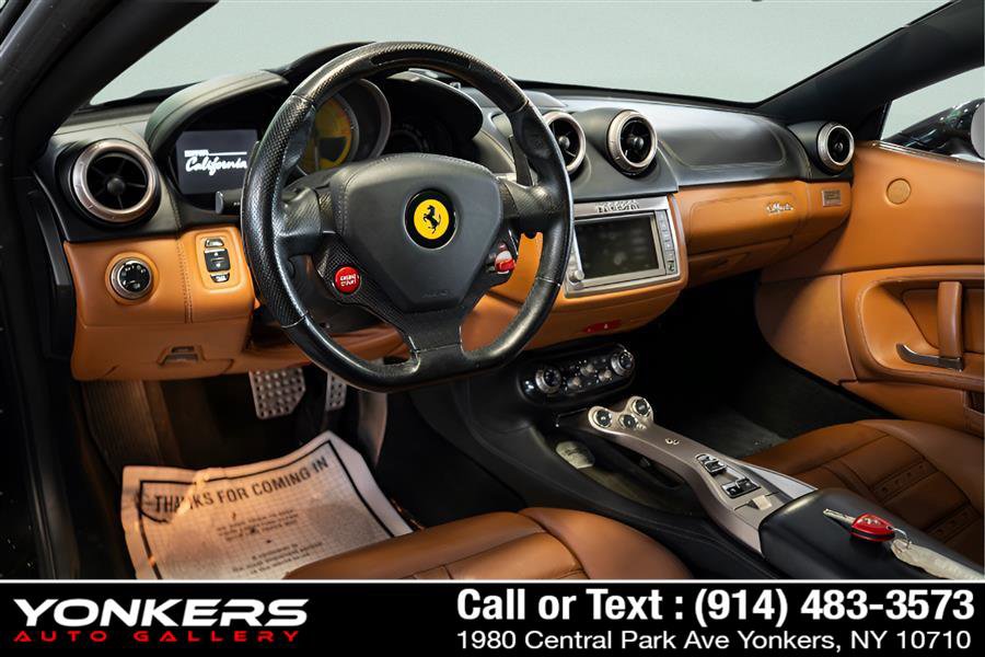 Used 2010 Ferrari California RWD image 51