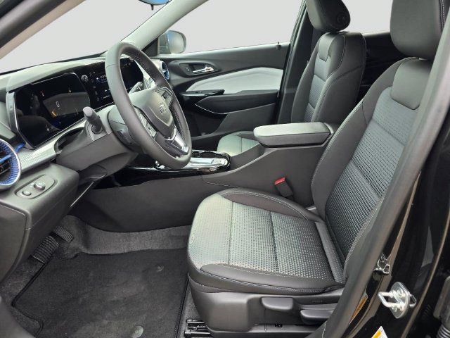 New 2026 Chevrolet Trax LT w/ Driver Confidence Package FWD image 20