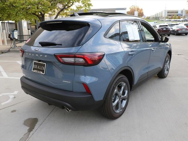Used 2025 Ford Escape ST-Line w/ Tech Pack #1 image 5