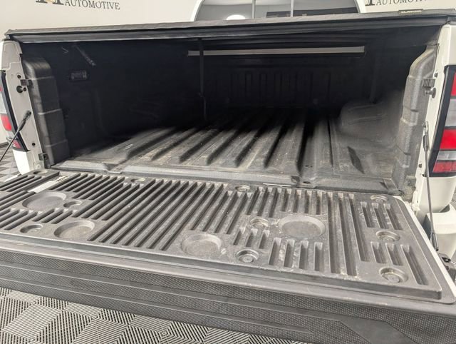 Used 2022 Nissan Frontier SV w/ Technology Package image 29