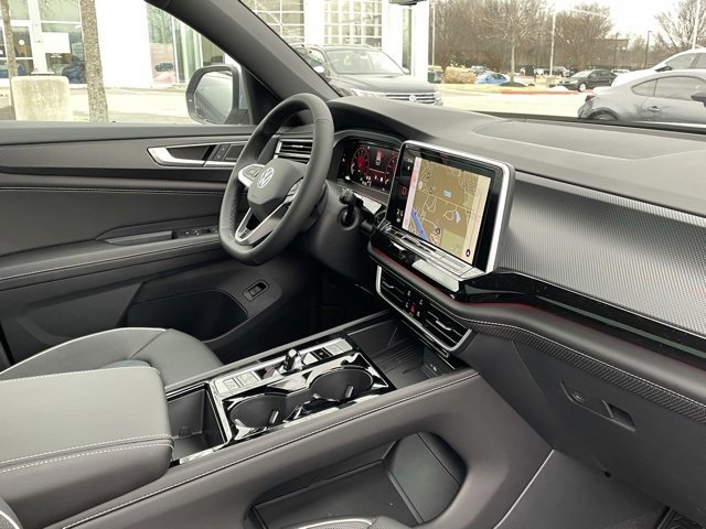 New 2025 Volkswagen Atlas Cross Sport SEL Premium R-Line image 29