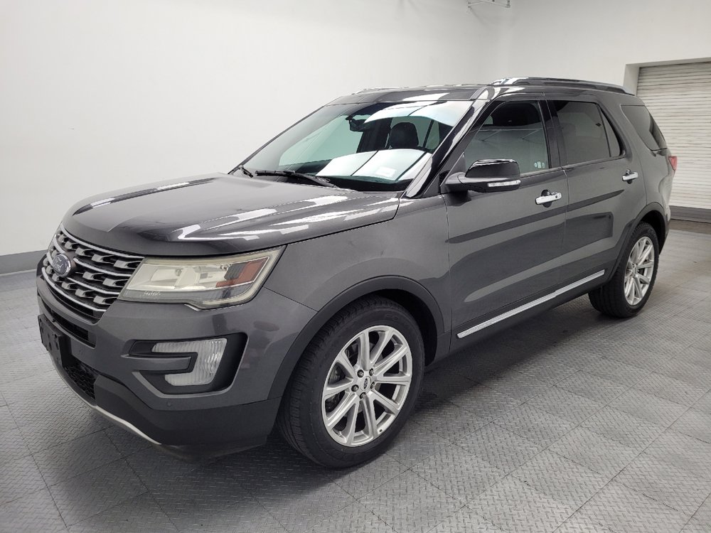 Used 2016 Ford Explorer Limited FWD image 2
