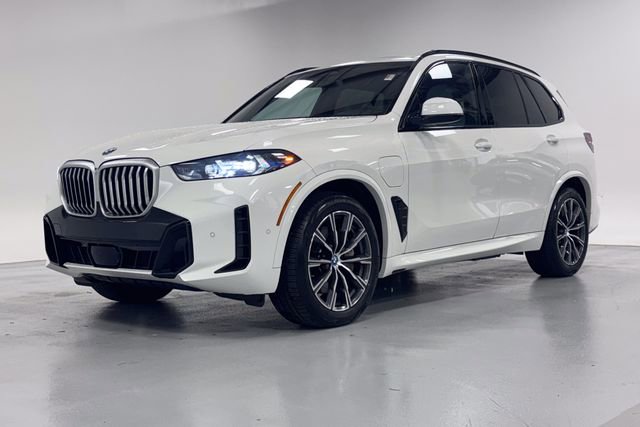 Used 2025 BMW X5 xDrive50e w/ M Sport Package video 2