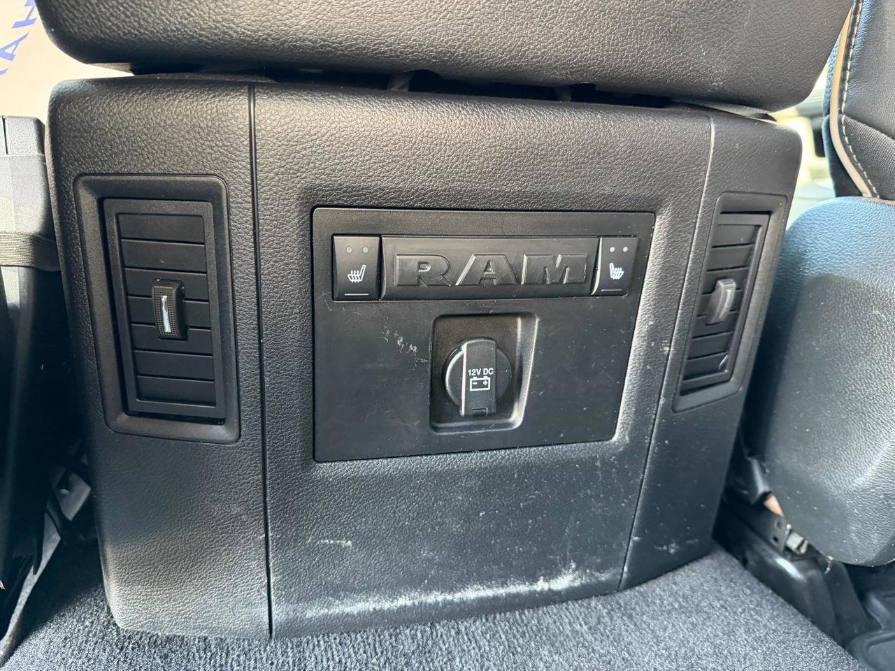 Used 2018 RAM 2500 Limited image 17