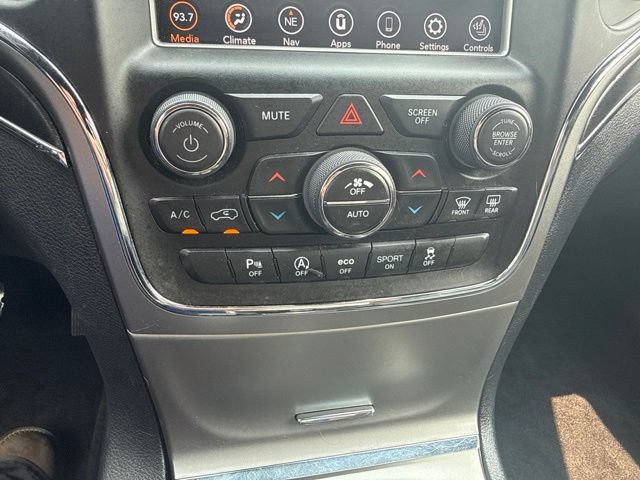 Used 2018 Jeep Grand Cherokee Limited AWD/4WD image 26