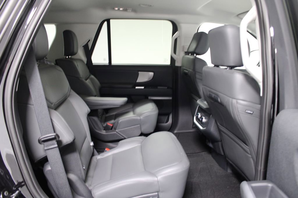 New 2026 Ford Expedition Active image 34