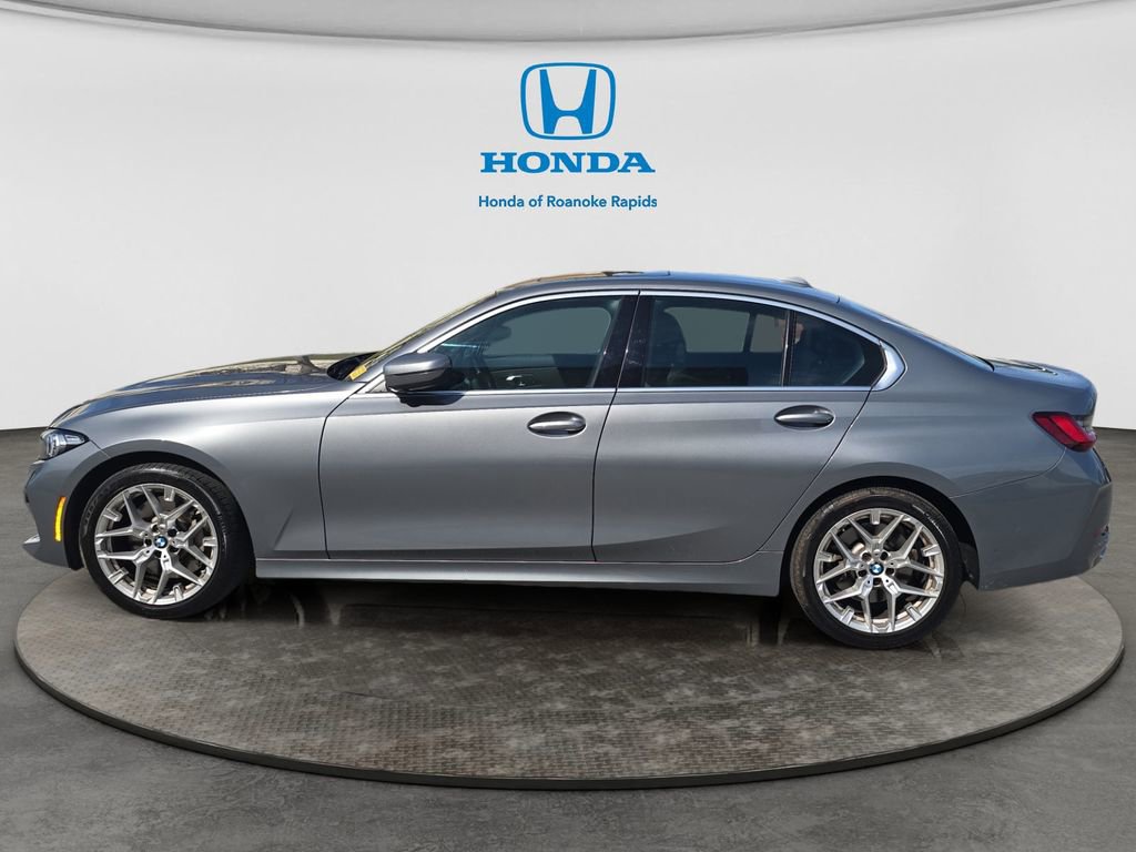 Used 2025 BMW 330i Sedan image 2