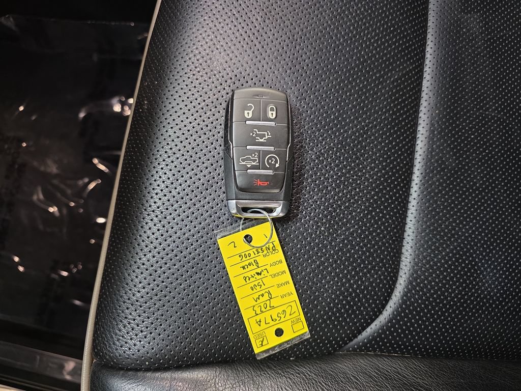 Used 2023 RAM 1500 Limited AWD/4WD image 32
