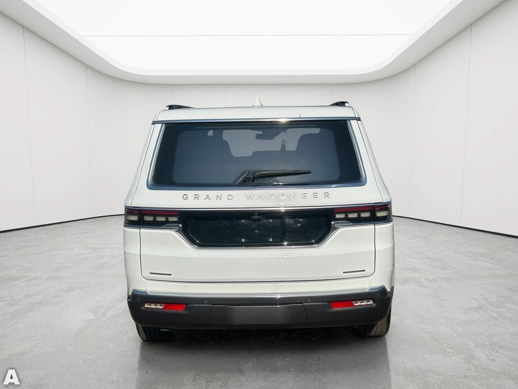 Certified 2022 Jeep Grand Wagoneer Series III w/ Flexible Seating Group AWD/4WD image 9