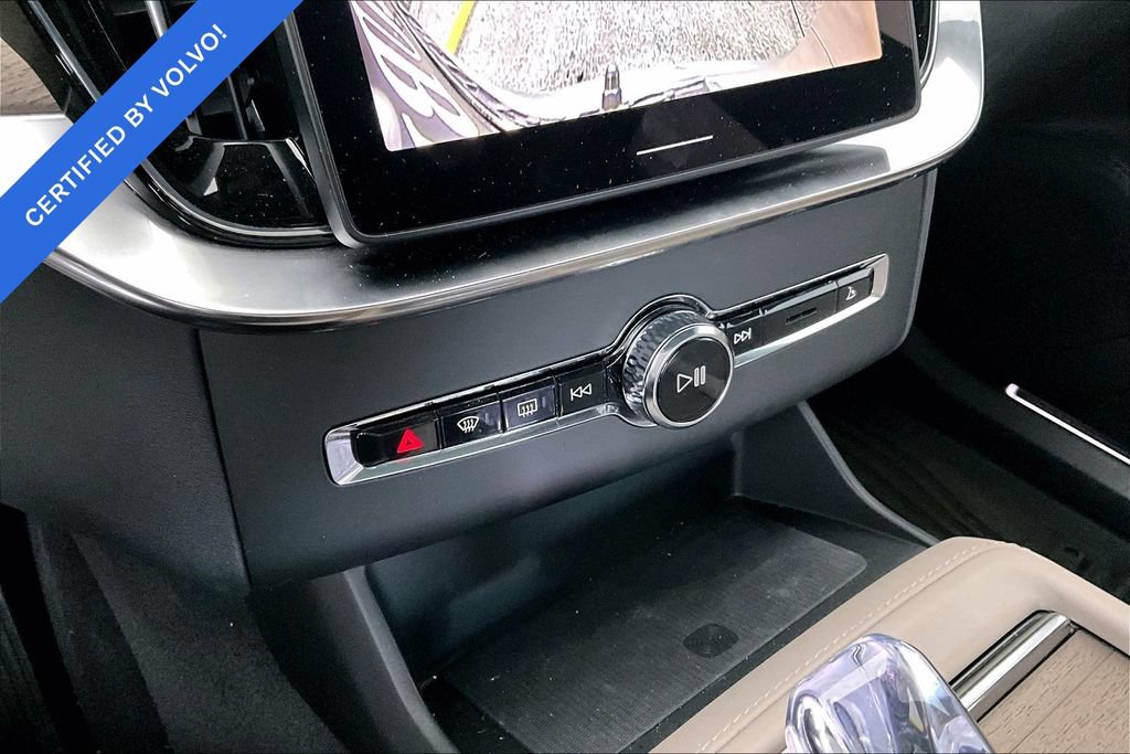 Used 2026 Volvo XC90 B5 Plus AWD/4WD image 28