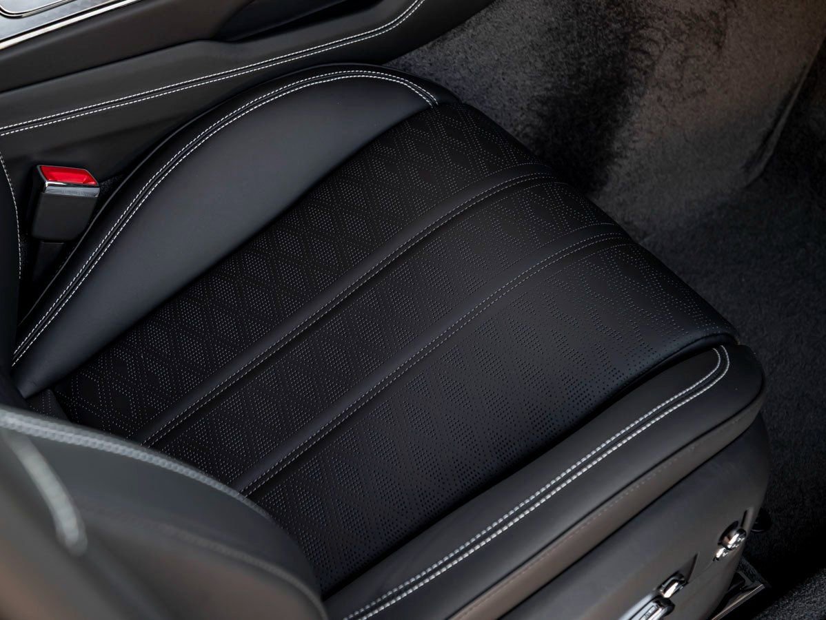 Used 2025 Bentley Flying Spur Plug-In Hybrid image 27