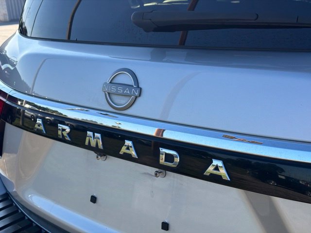 Used 2024 Nissan Armada SL w/ Captain's Chairs Package RWD image 13